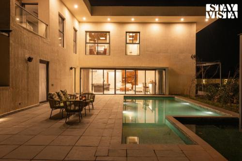 Gurugram Villa | StayVista's The Sweet Life - 5BHK Farm-View Pet-Friendly Villa with Outdoor Pool