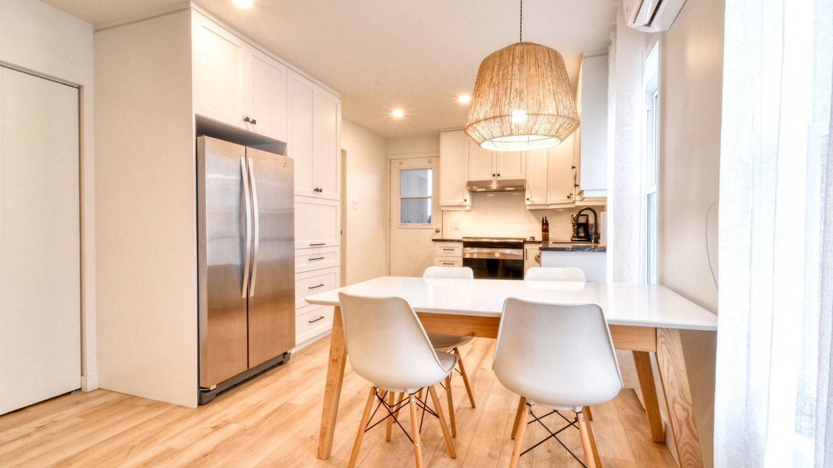 Duberger-Les Saules Apartment | Ste-foy, Apt.3 1/2 Avec Clim et Stationnement Hors rue