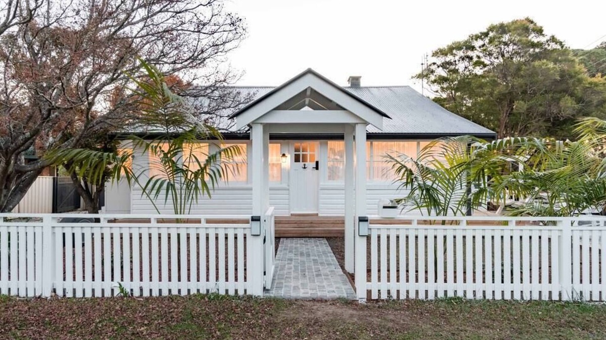 Huskisson House | Steamers Bungalow Sum