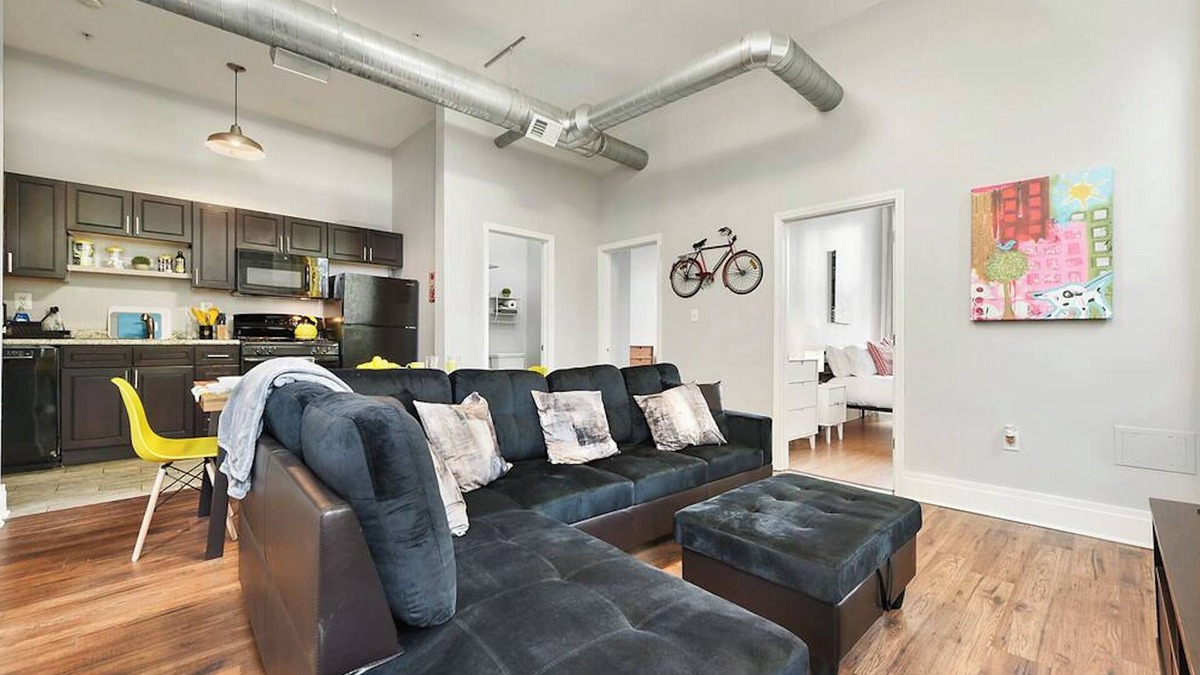 South Side Flats Apartment | STEEL CITY LOFT~10mins from Downtown PGH