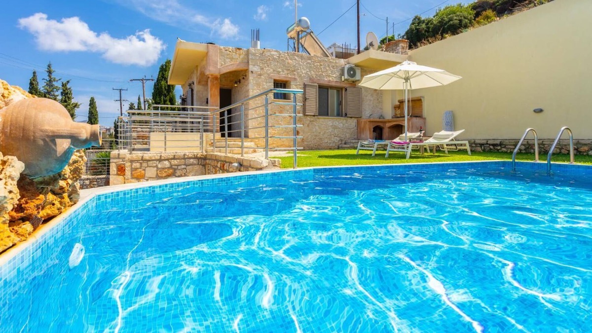 Roumeli Villa | Stefania Villa Ena - One Bedroom Villa, Sleeps 4