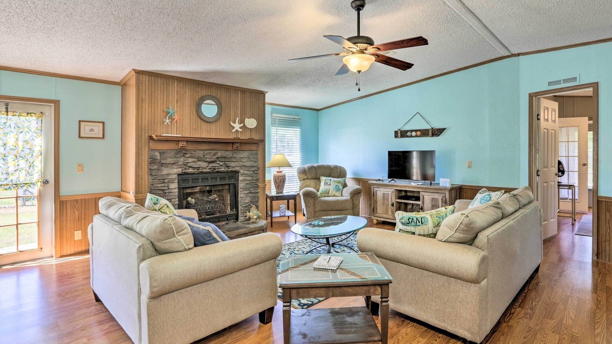 Steinhatchee House | Steinhatchee Home w/Boat Parking: 1 Mi to Marina
