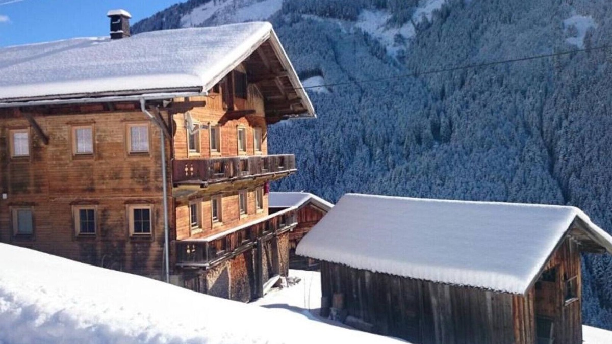 Stummerberg House | Steinwandhütte - Comfort hut in a dream location at 1200m