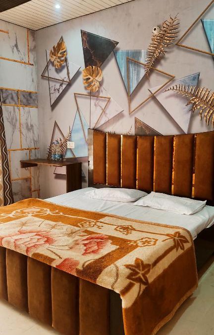 Phagwara Hotel | STELLA INN - LPU Law Gate Phagwara
