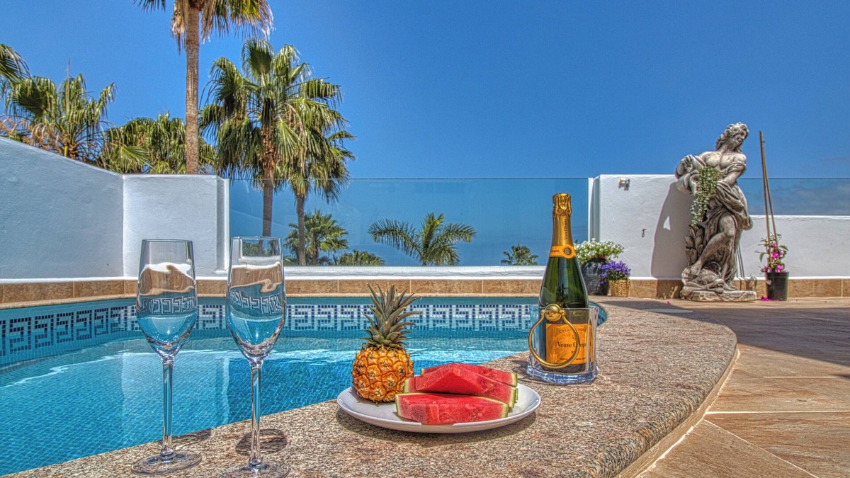 San Eugenio Villa | Stella Mare- ocean-view villa with private heated pool