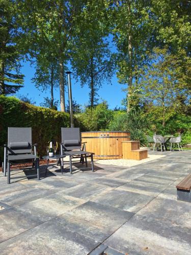 Heinkenszand House | Stelle Maris Wellness, carefree enjoyment! Private Sauna & Hottub in Zeeland, Airco, Free Wifi and more!