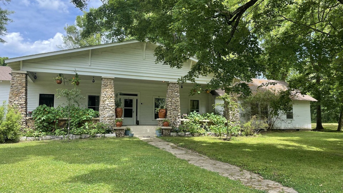 Kimball House | Step back into time with this 1850's historic house