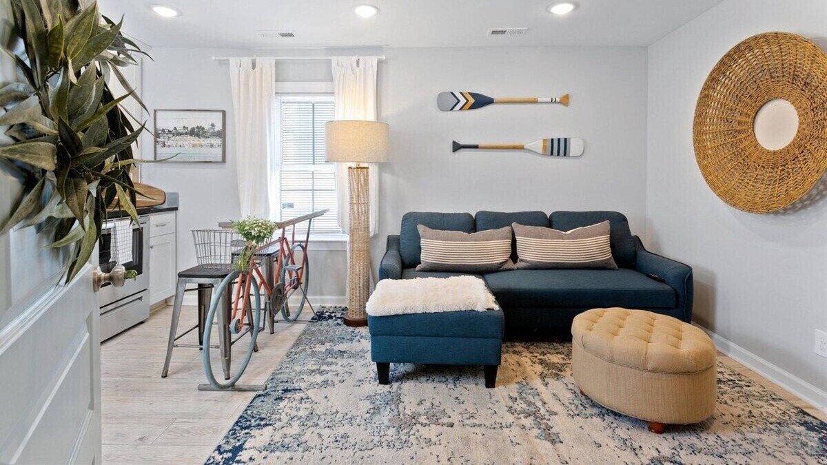 Downtown Apartment | Step into our inviting 1-bedroom apartment, your extended stay oasis