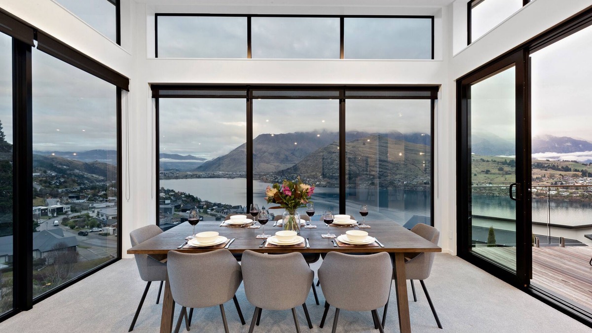 Queenstown House | Step into The Edge