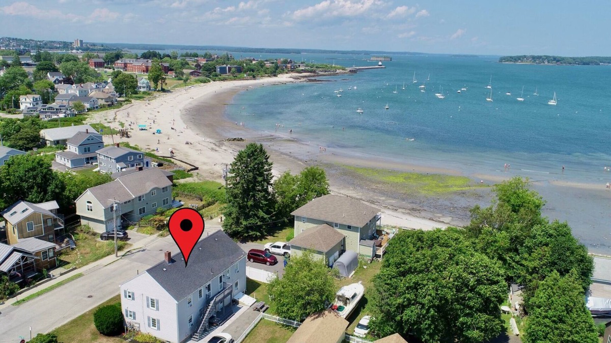 Loveitts Field Apartment | Step right out to the beach! Amazing location 7 min to Portland. Unit 4