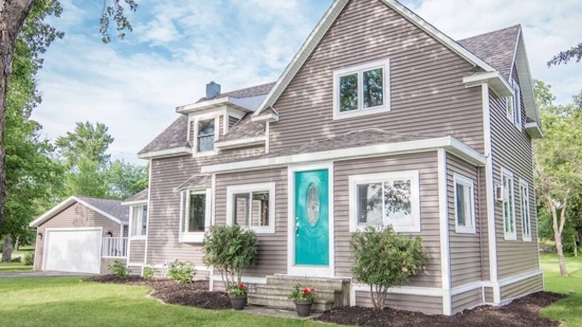 Glenwood House | Steps away to Lake, deck w/lake views, dock or fishing & swimming, fire pit!