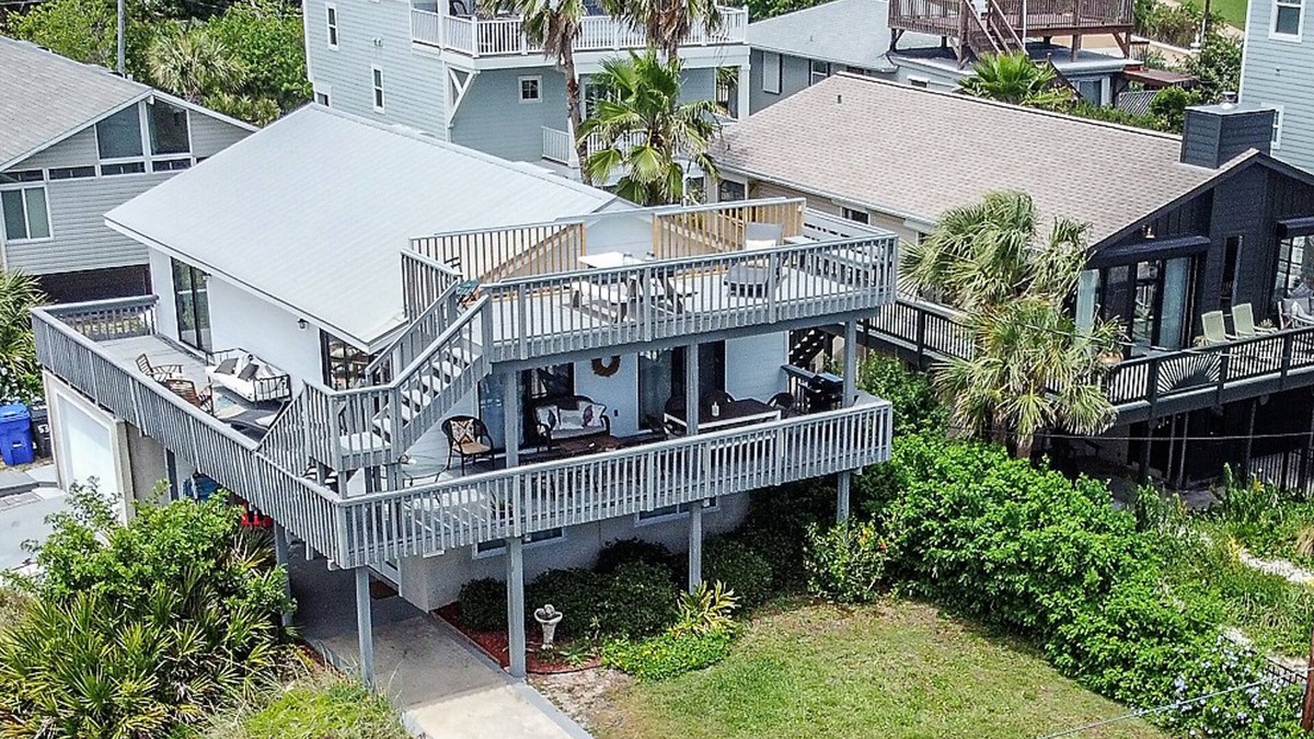 Old Town House | Steps from the beach with great deck space, sunrise/sunset views, WiFi & W/D