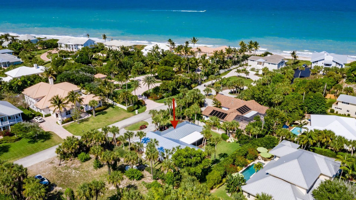 Indian River Shores House | Steps From The Sand With Amazing Location!