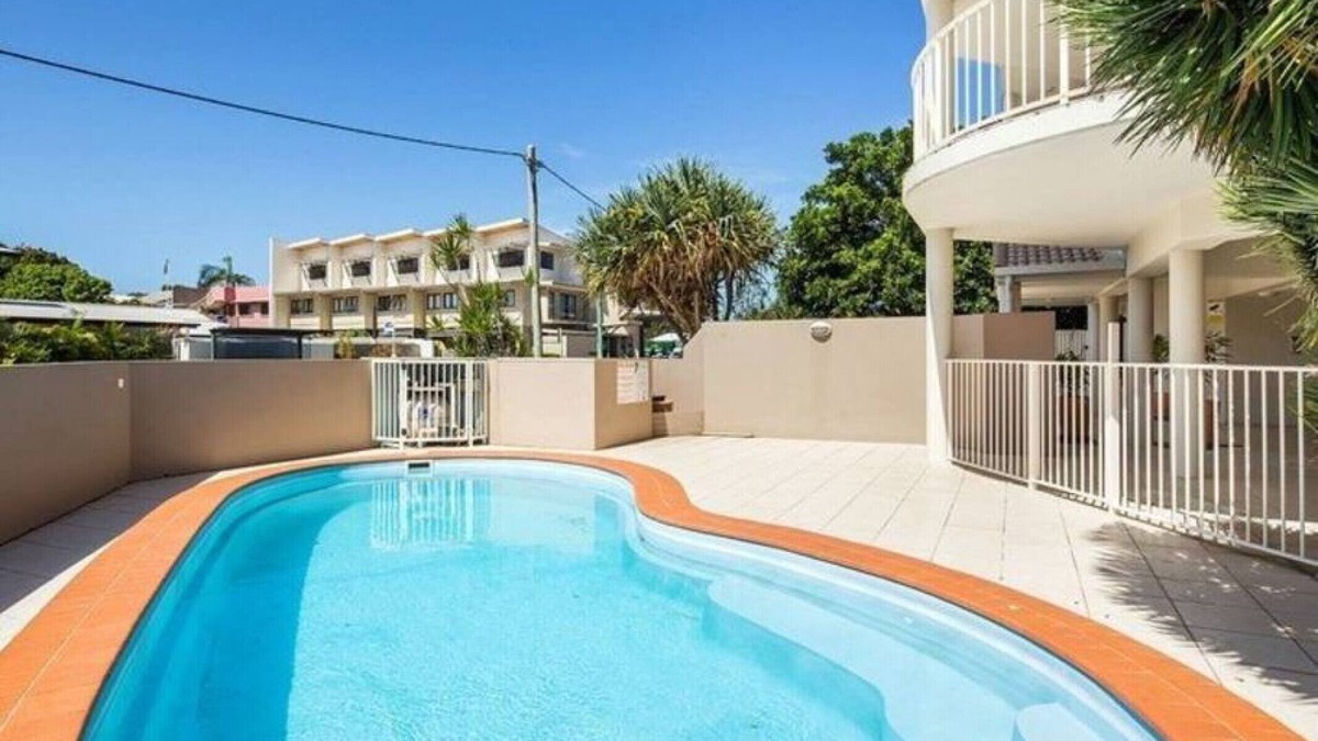 Mudjimba Apartment | Steps to Mudjimba Beach, Cafes & Village, The Sunny Coasts Hidden Gem with Pool