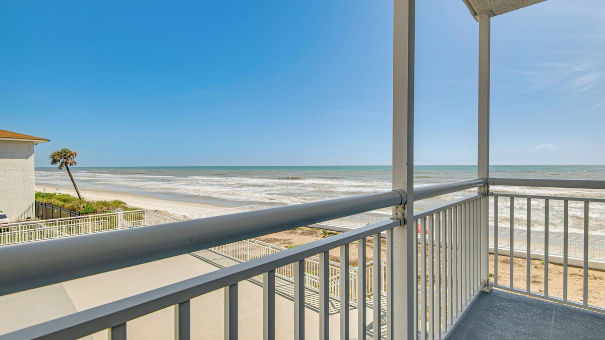 South Patrick Shores Condo | Steps to Ocean: Satellite Beach Condo w/Balcony