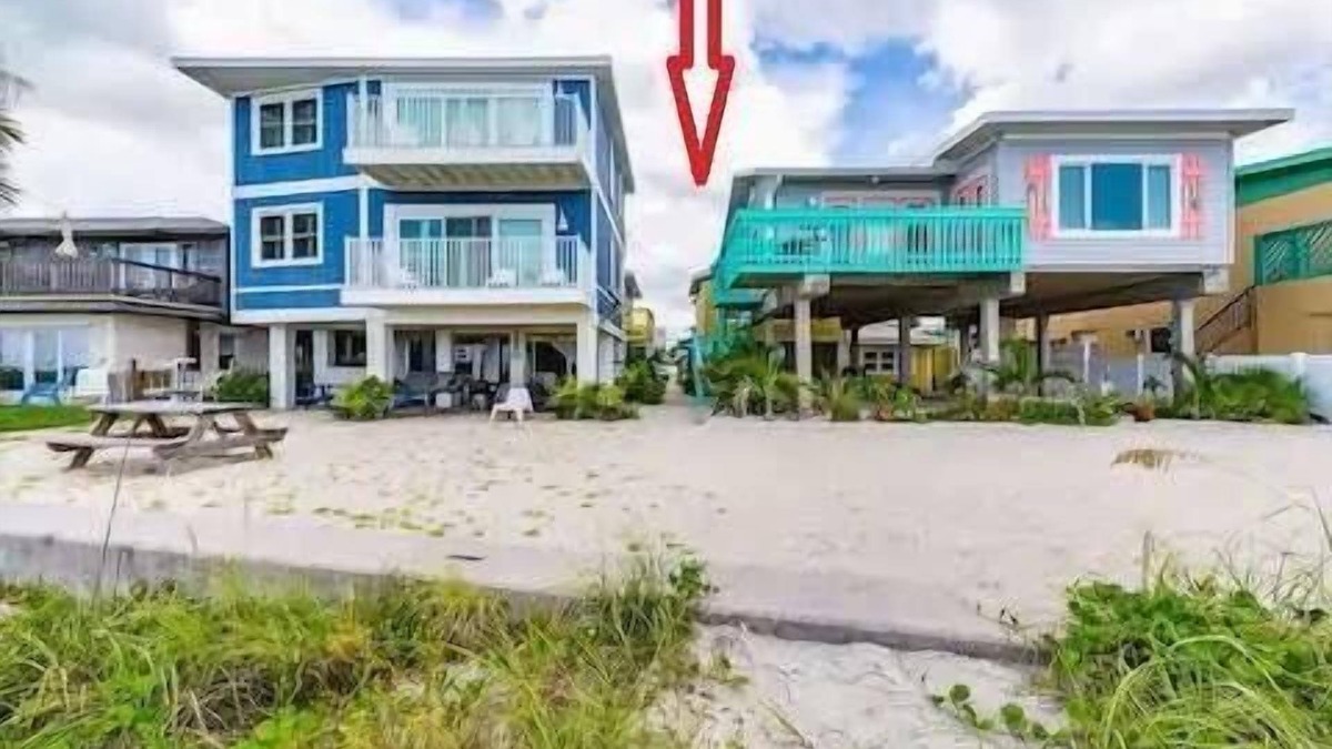 Belleair Beach House | Steps to Private Beach ClearwaterBelleair Beach