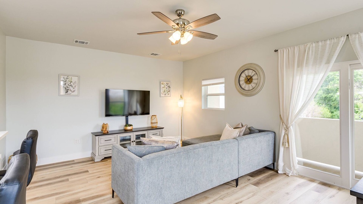 Fort Worth Apartment | Steps to TCU Campus: Modern Fort Worth Apt