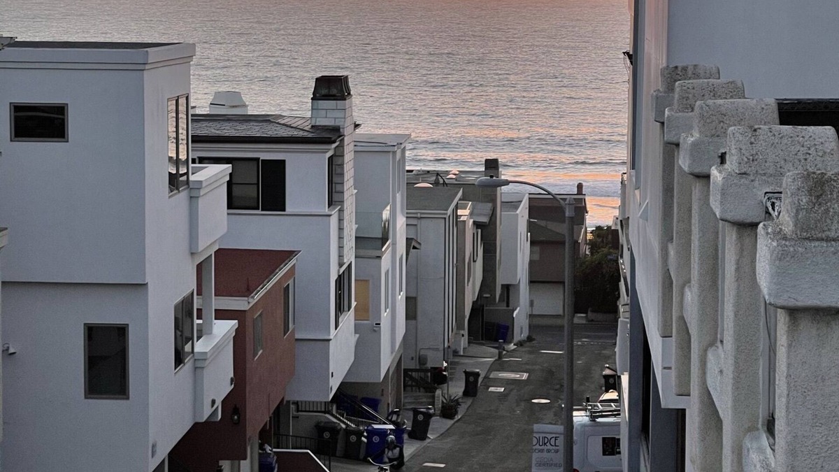 The Strand House | Steps to the beach,Newly remodeled Ocean Views, luxury living at its best!