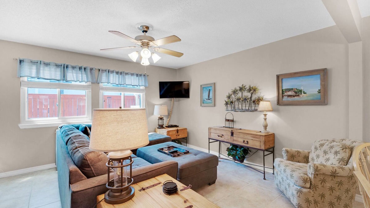 Sugar Beach Condo | ☀️Steps2Beach-Comm.Pool-Navarre Pier-2BR Sugar Beach F-27