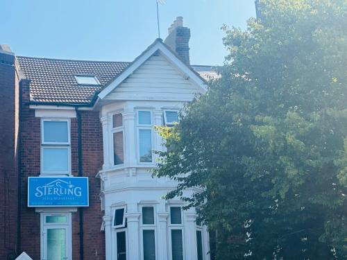Valentines Hotel | Sterling Bed & Breakfast