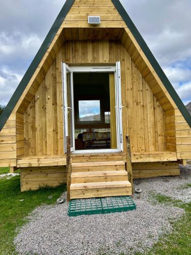Lochcarron Apartment | sterlochy cabin off grid