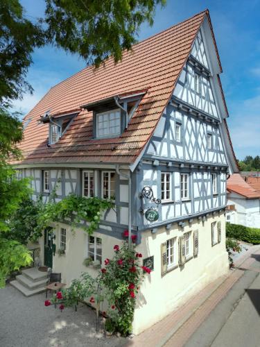 Oberderdingen Bed & Breakfast | Stevenson House Bed and Breakfast