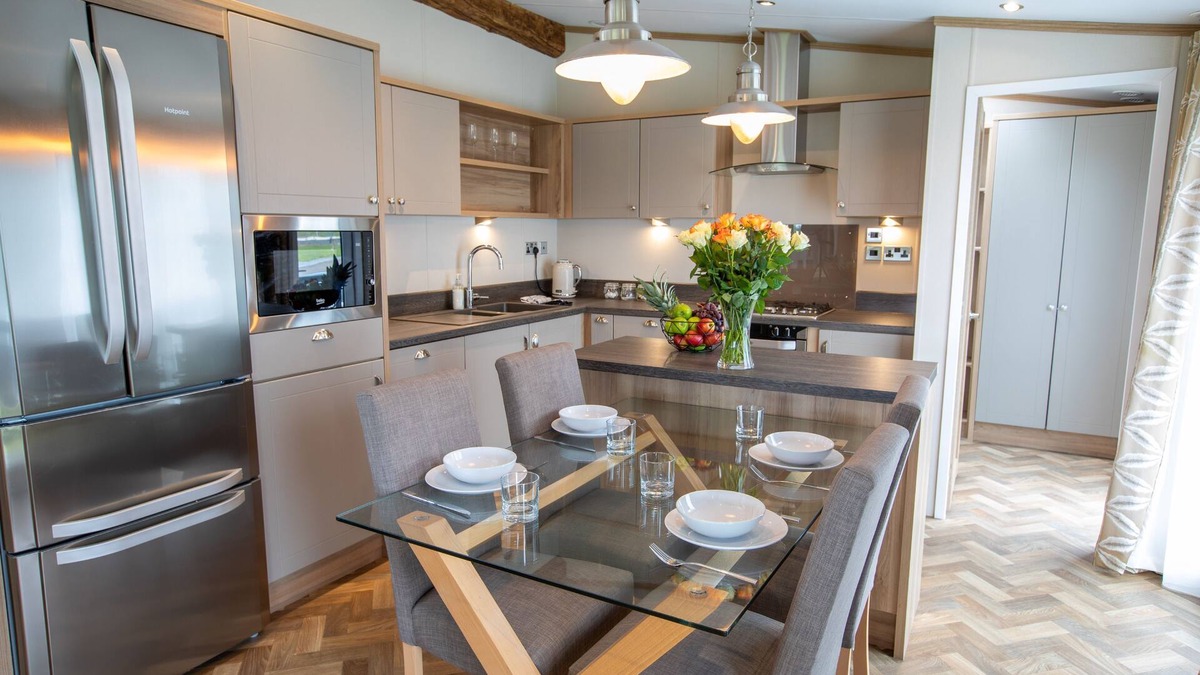 St. Andrews Cottage | Stewart Resort Lodge 35 - a lodge that sleeps 6 guests in 2 bedrooms