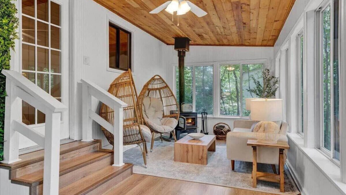 Pocono Summit House | Stillwater Cottage Escape | Hot Tub | Firepit