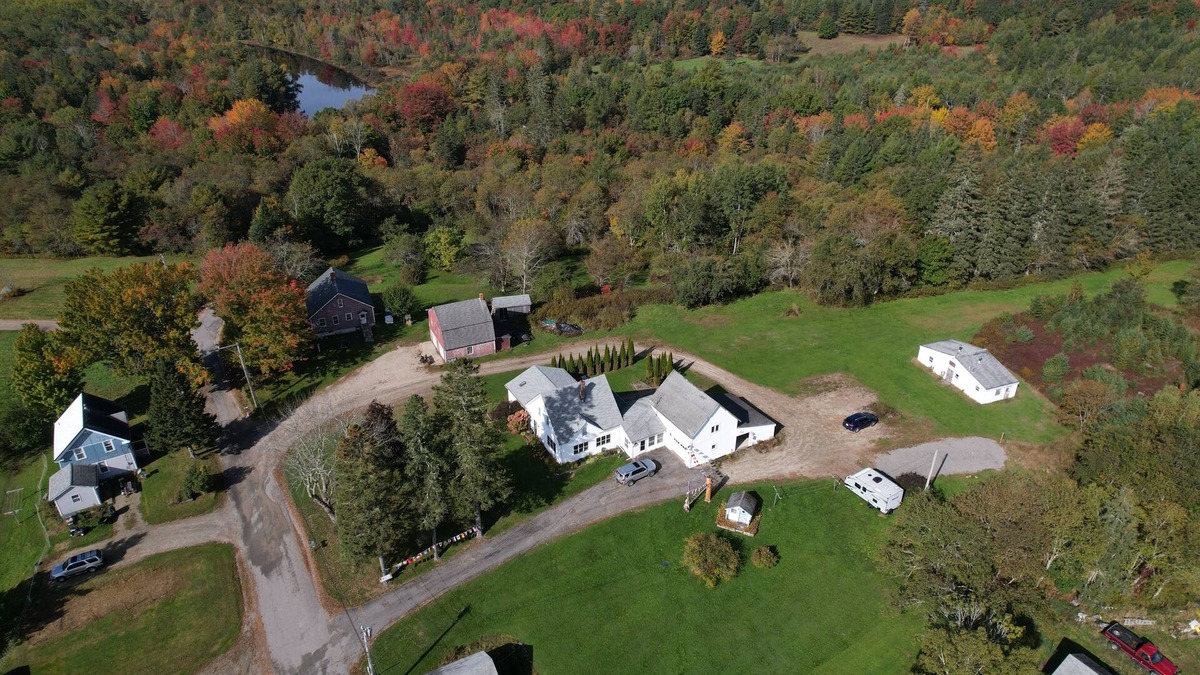 Cherryfield Apartment | Stillwater Hostel RV Rental