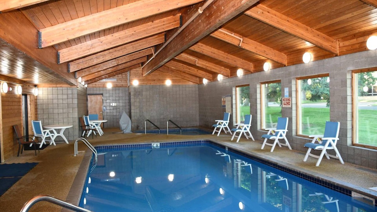 Stillwater Hotel | Stillwater Inn & Suites