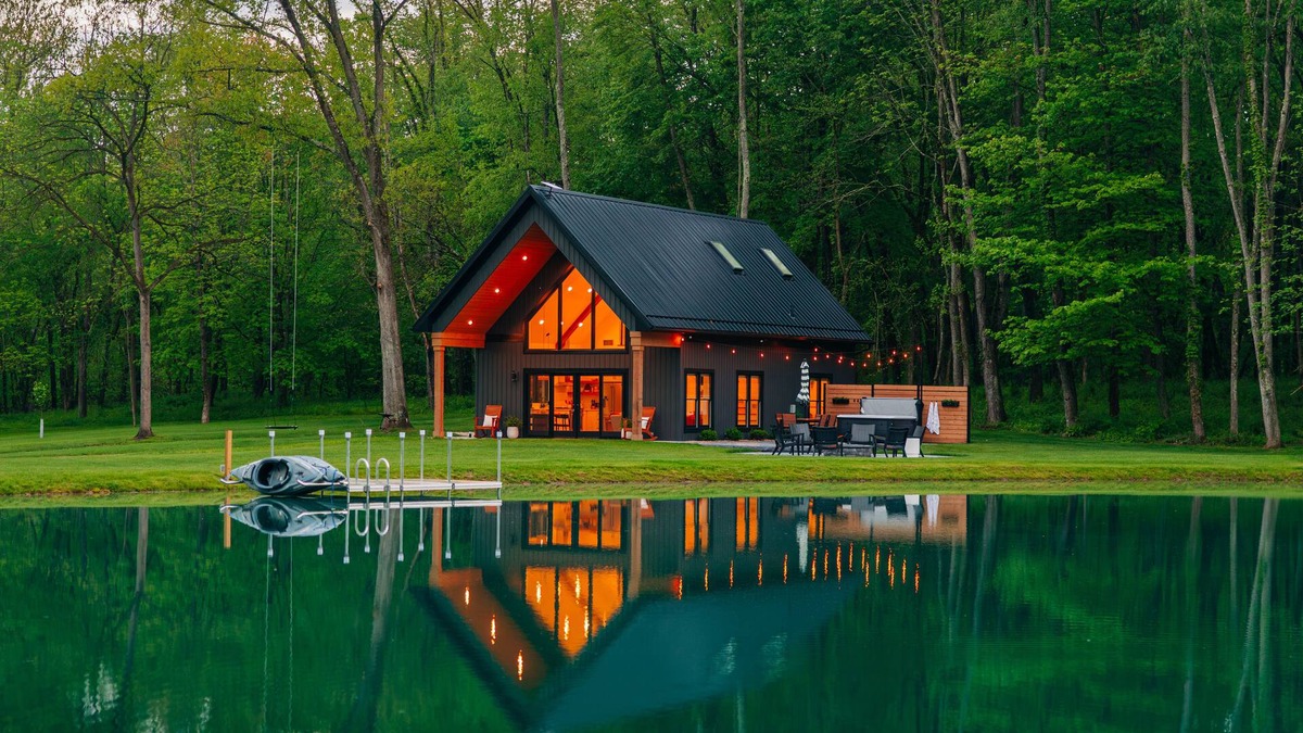 Blissfield House | Stillwater Retreat | Private Pond w/Kayaking