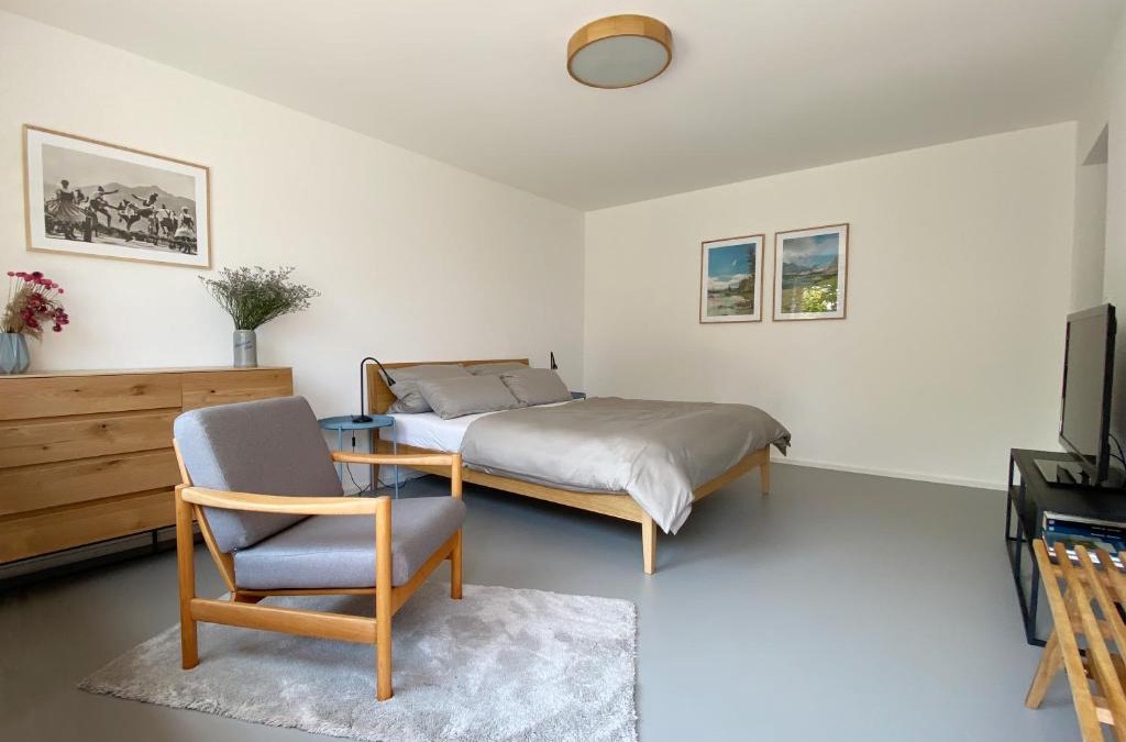Wolfratshausen Apartment | Stilvolles Apartment mit Bergblick-Hütte und Garten