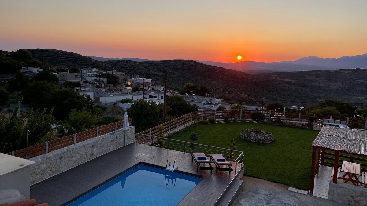Minoa Pediada Villa | Stironas Villa