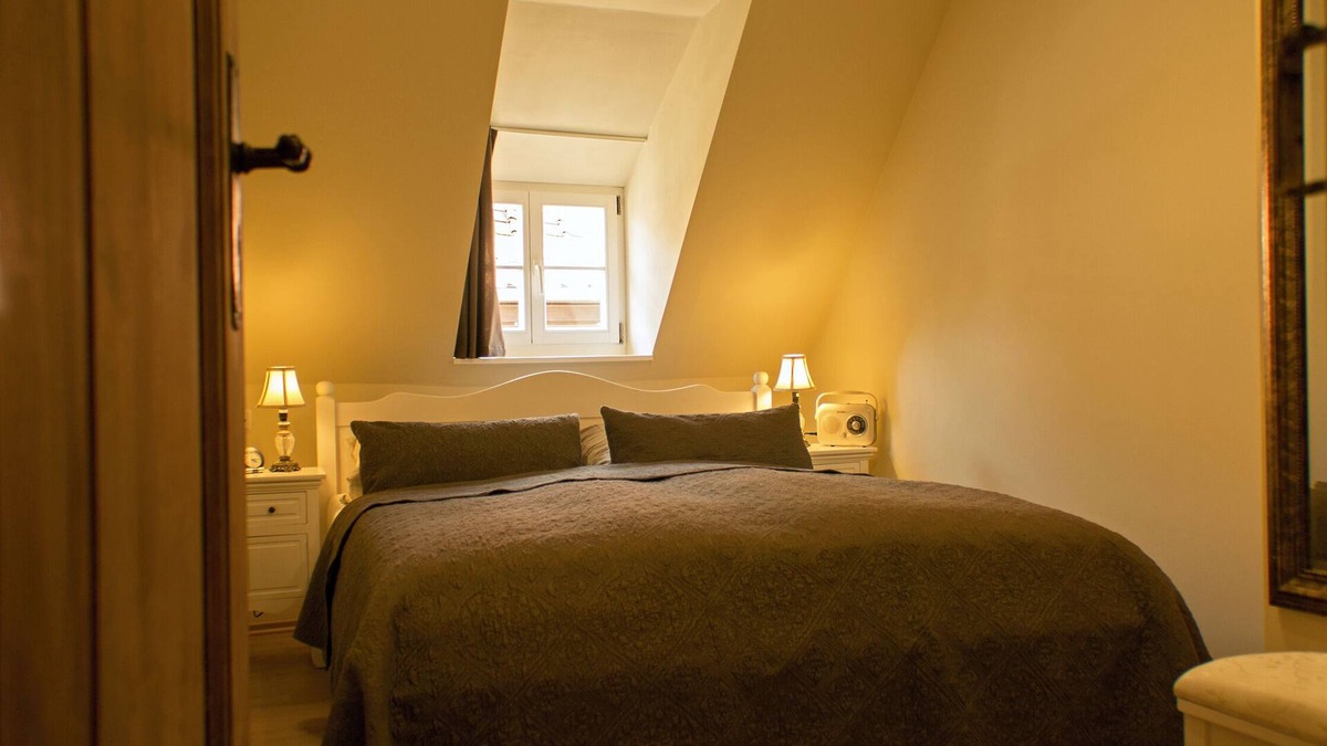 Quedlinburg House | Stobenstrasse Holiday Home | small half-timbered house with private garden terrace