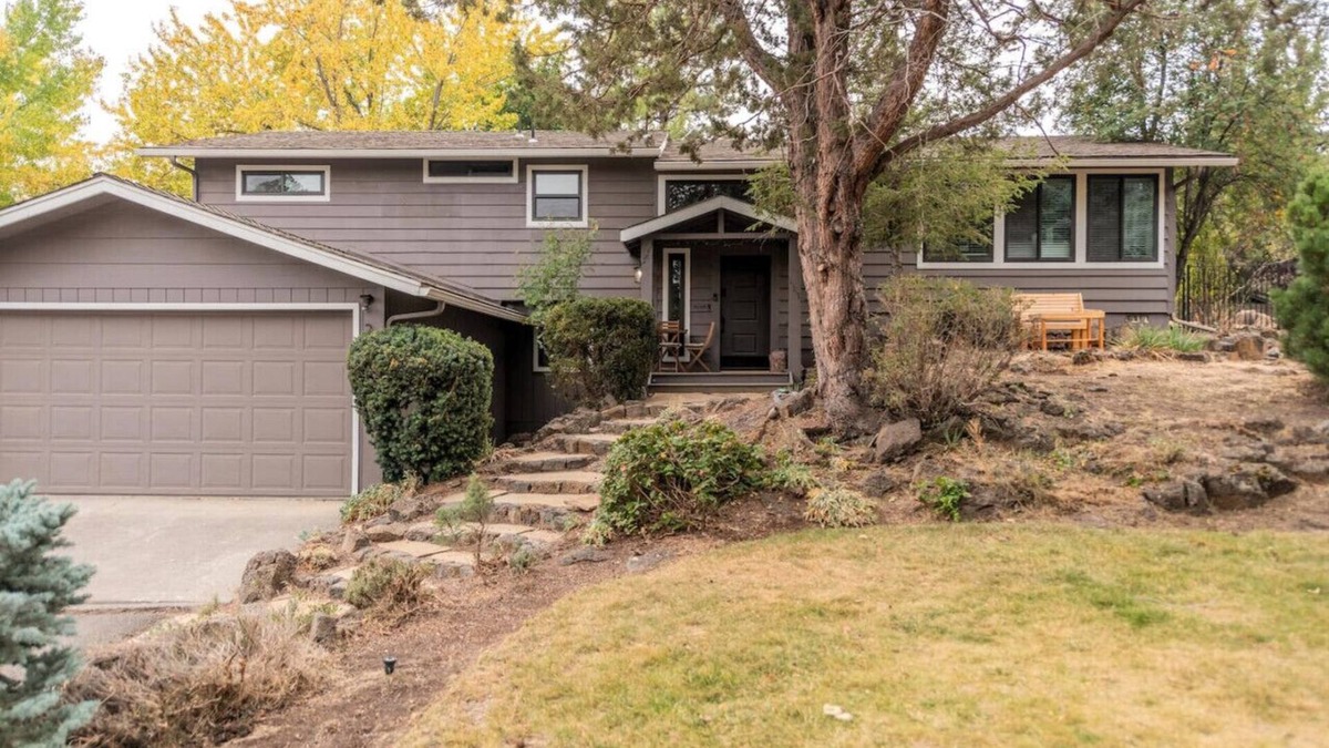 Larkspur House | Stocked Family Haven w/Hot Tub!