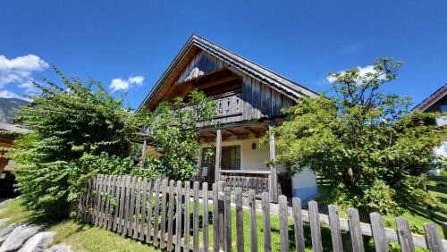 Groebming House | Stodertraum 6 "Glockenblume" by Alpenidyll Apartments