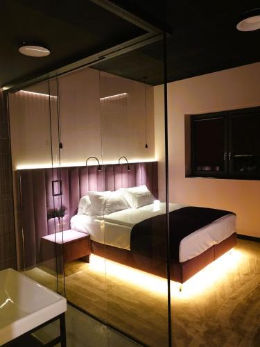 aziska Gorne Hotel | Stolarnia Winehouse