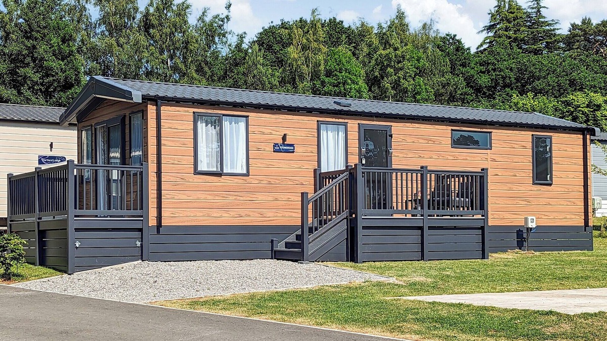 Cheshire West and Chester Cottage | Stonewood Country Lodge