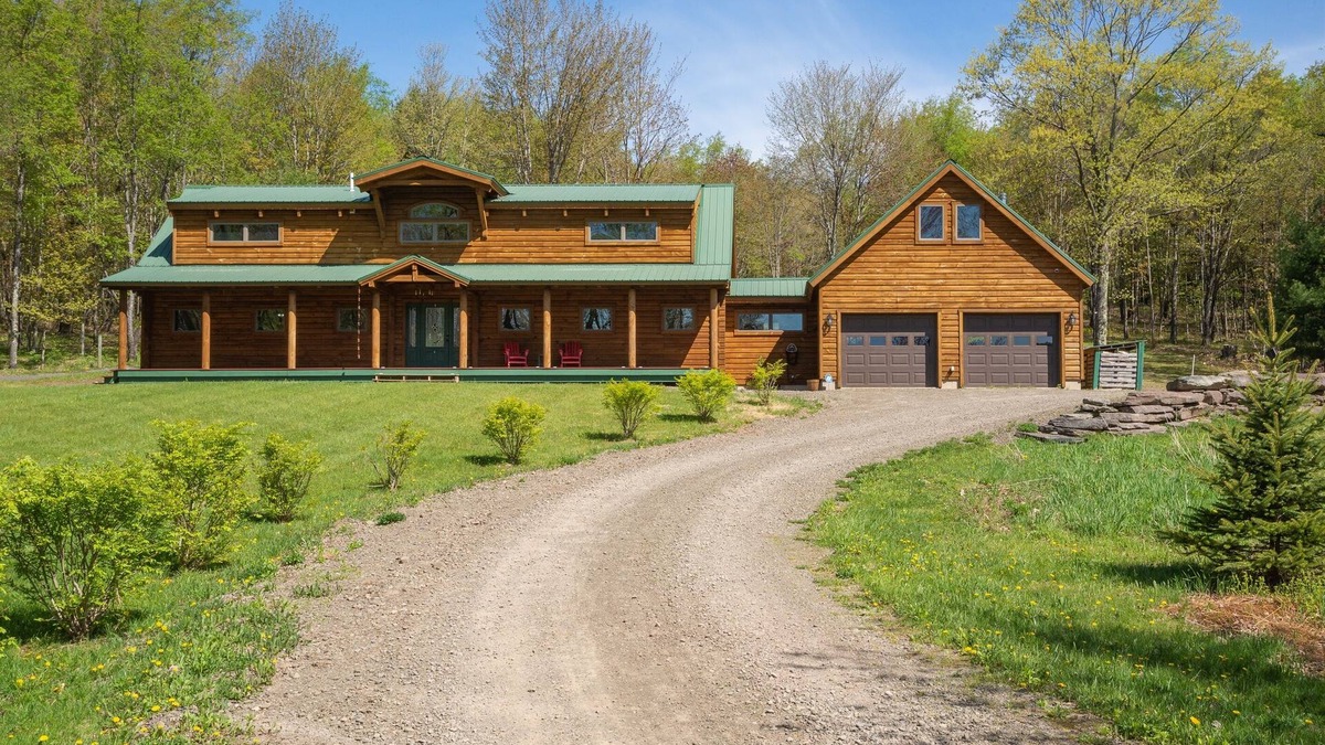 Meridale Cabin | Stone and Pine Log Estate