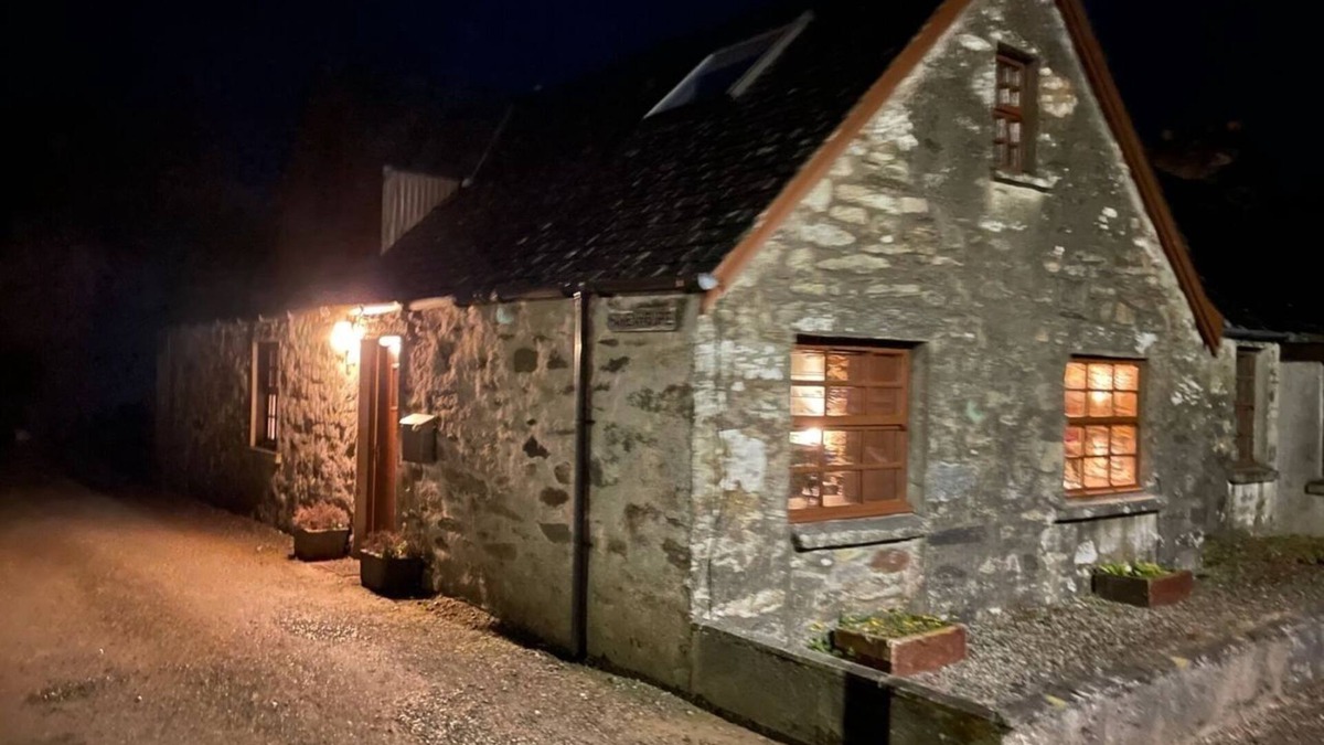 Lochgilphead House | Stone cottage Argyll