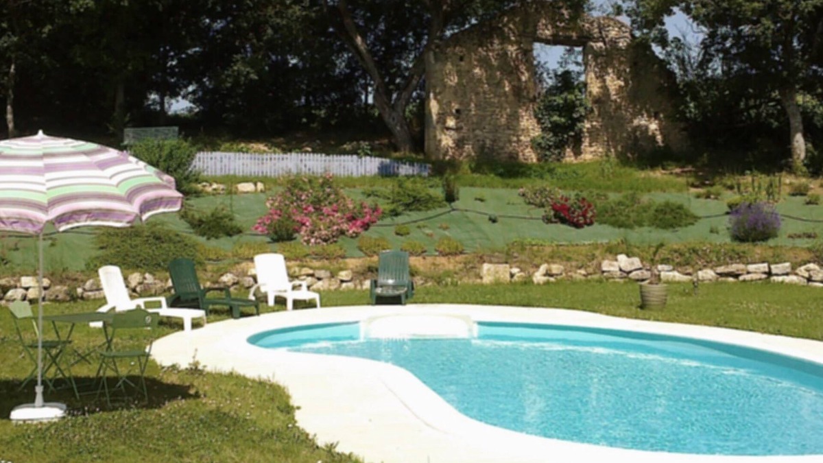 Cezan House | stone cottage in a farmhouse with swimming pool, many activities nearby