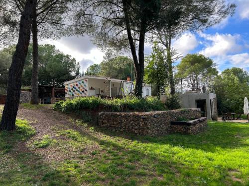 Uceda House | Stone Garden, Casa en plena naturaleza