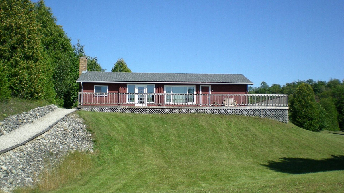 West Grey Cottage | Stone Hill Cottage - Peaceful country escape nestled in nature