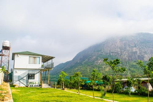 Nandi Hills House | Stone Hills