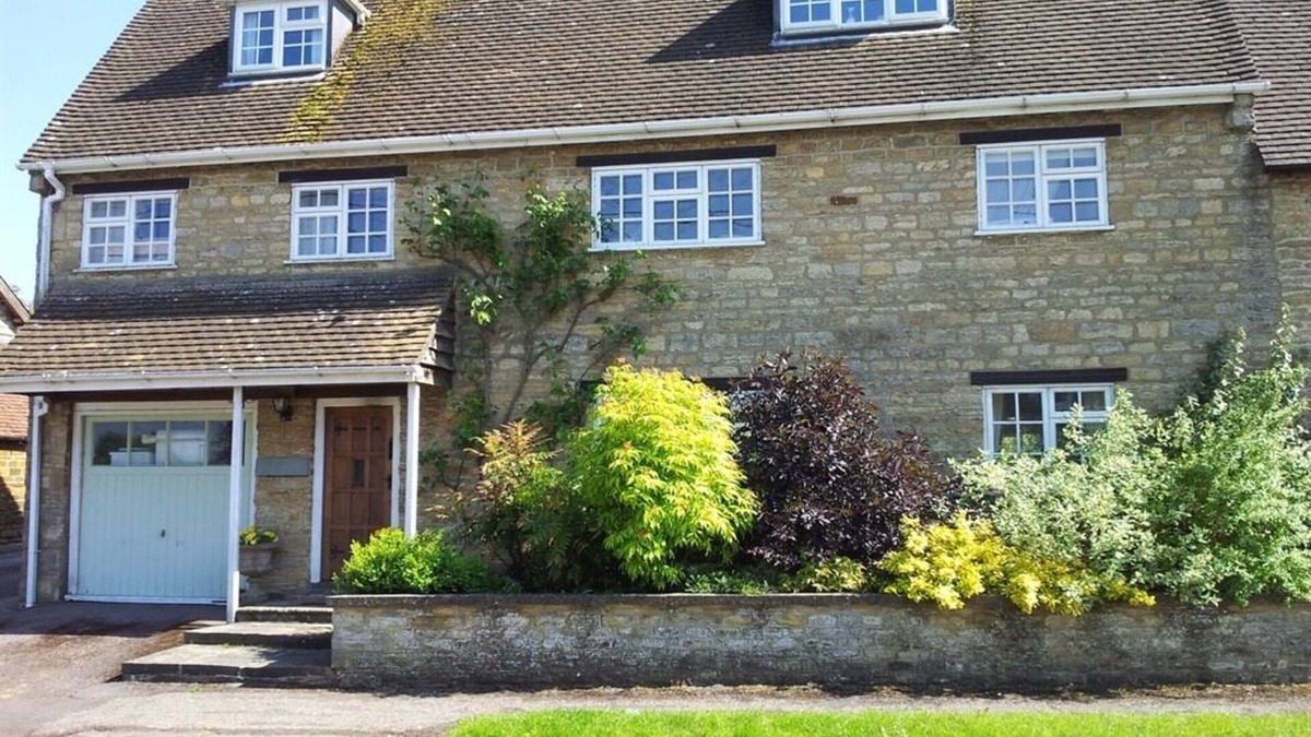 Sulgrave Bed & Breakfast | Stone House Bed and Breakfast