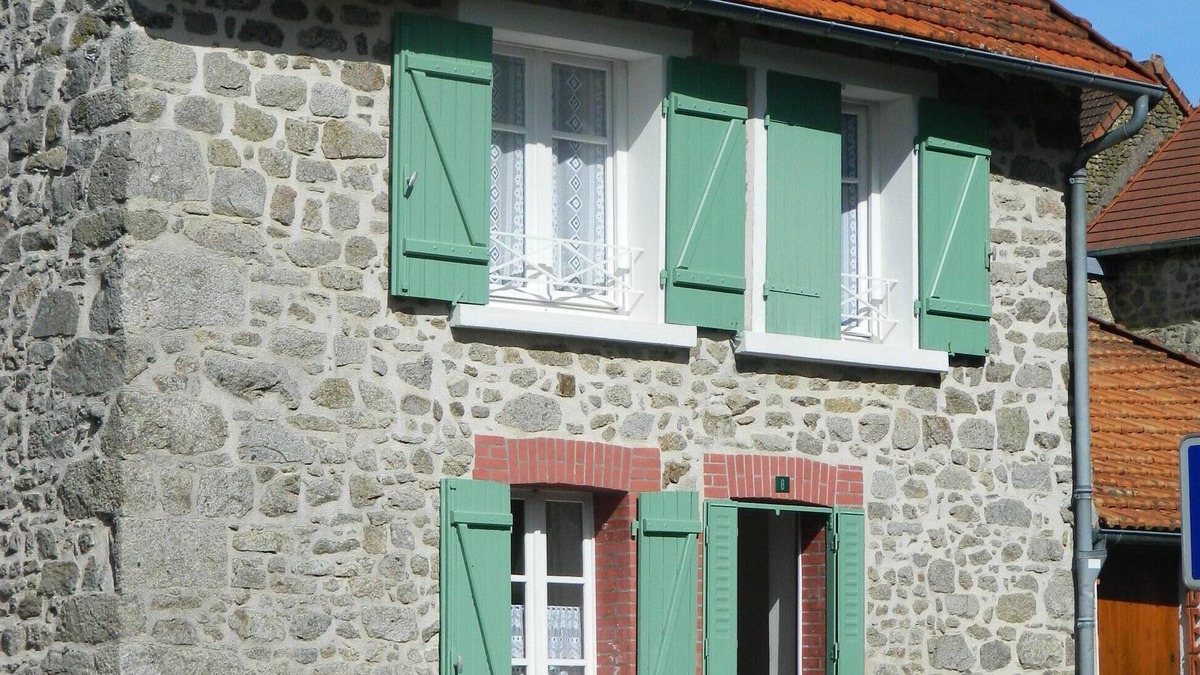 Aulon House | Stone house from the Creuse with garden in a small village