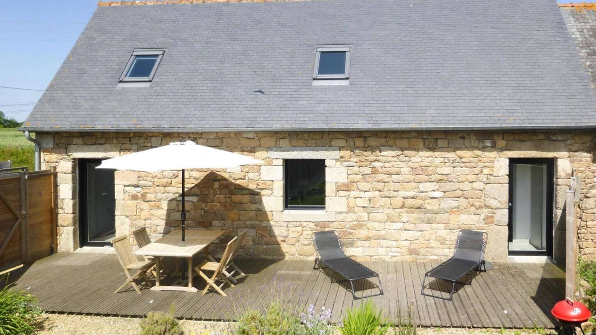 Ploumilliau House | Stone House in Brittany near Sandy Beaches