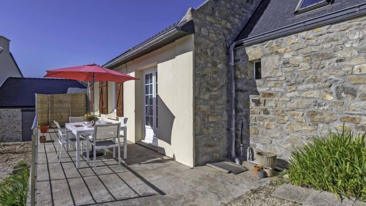Plouarzel House | Stone House in Plouarzel near Sandy Beaches