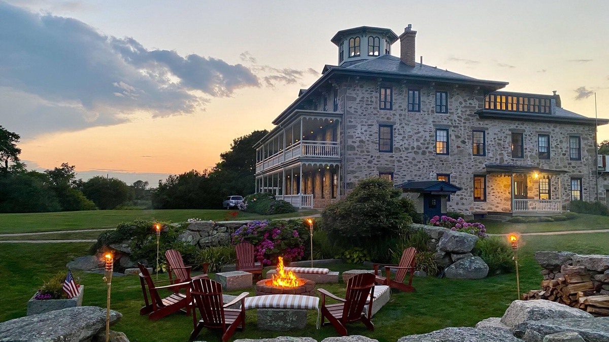 Little Compton Hotel | Stone House Inn