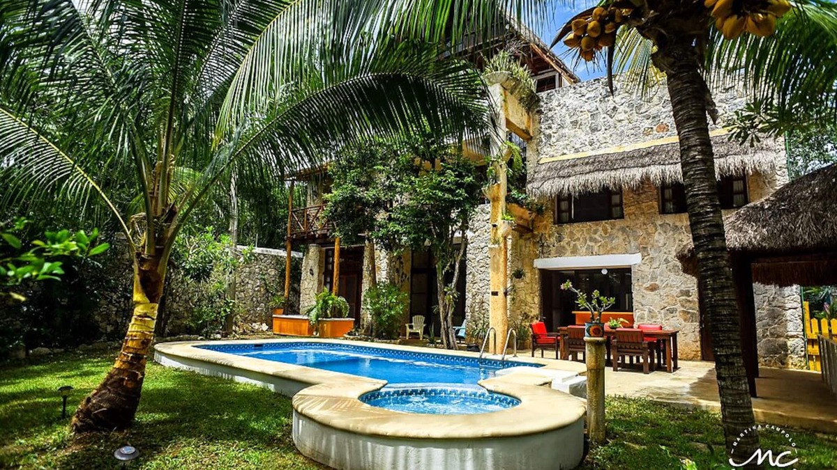 Xcaret House | Stone House with Pool and large Garden, ideal for families